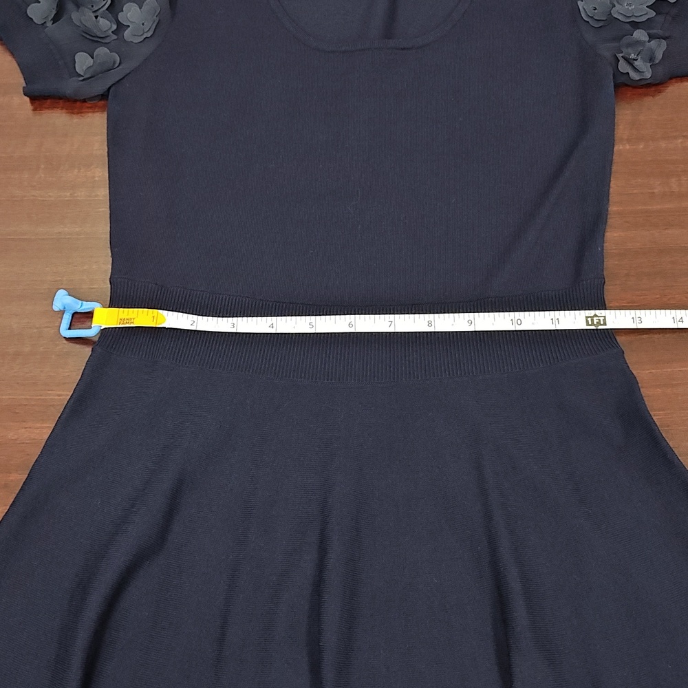 Draper James XS Nassau Navy Fleurette Sleeve Lightweight Sweater Dress NWT - Picture 3 of 13